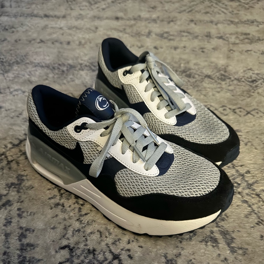 Penn State Nittany Lion themed Air Max Nike sneaker